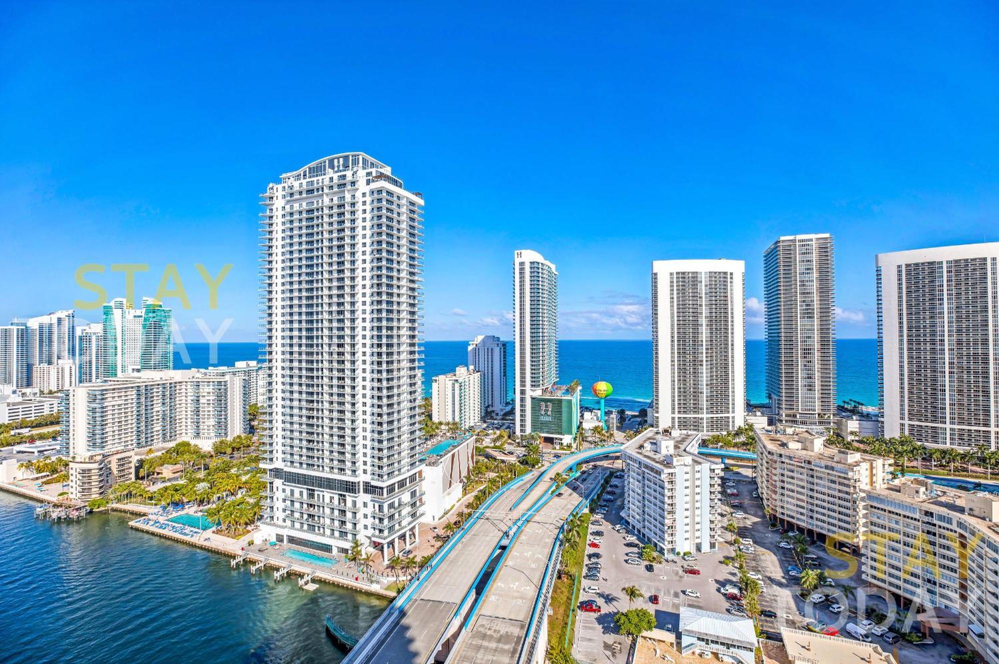 Resort-Style Living With Direct Ocean Views - 3Br Beauty Hallandale Beach Eksteriør billede